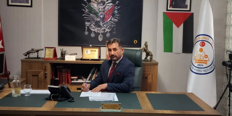 Türkiye’nin en dinamik sendikalarından biri olan Lider Büro Sen, kamu ve özel sektör işçilerinin haklarını savunmak, çalışma koşullarını iyileştirmek ve daha güçlü bir dayanışma ağı oluşturmak amacıyla faaliyetlerine hız kesmeden devam ediyor.