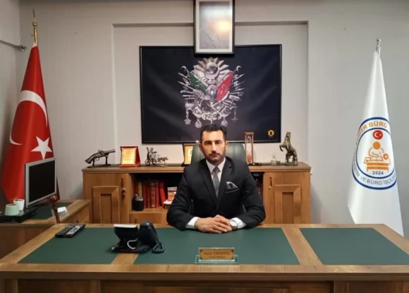 LİDER BÜRO-SEN GENEL BAŞKANI FATİH DEMİREL’İN SAHTE RESMİ GAZETE GÖRSELİ DÜZENLEYENLEREK İŞÇİLERLE DALGA GEÇEN UMUDUYLA OYNAYANLARA KARŞI SERT TEPKİSİ